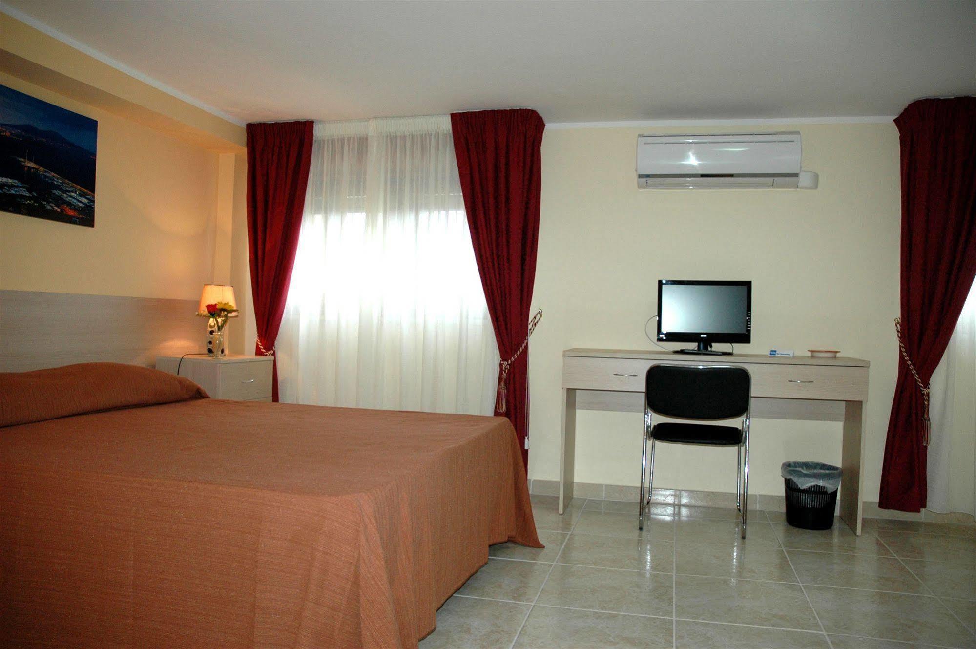 Cassiodoro Rooms Affittacamere Catanzaro Exterior foto